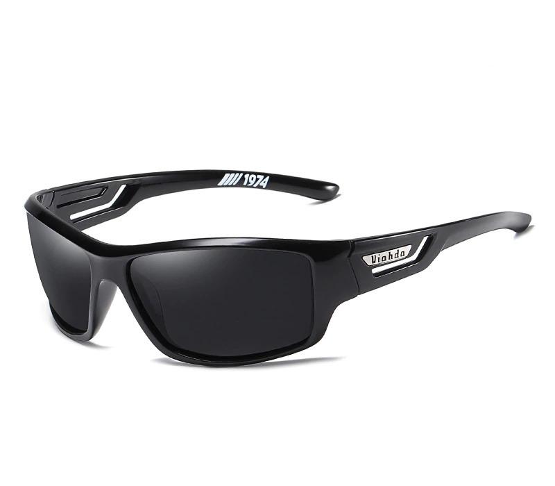 Lunettes de soleil polarisées Marine Vision | Les verres polarisés et antireflets offrent une vision confortable et une grande luminosité dans des conditions ensoleillées et réfléchissantes.