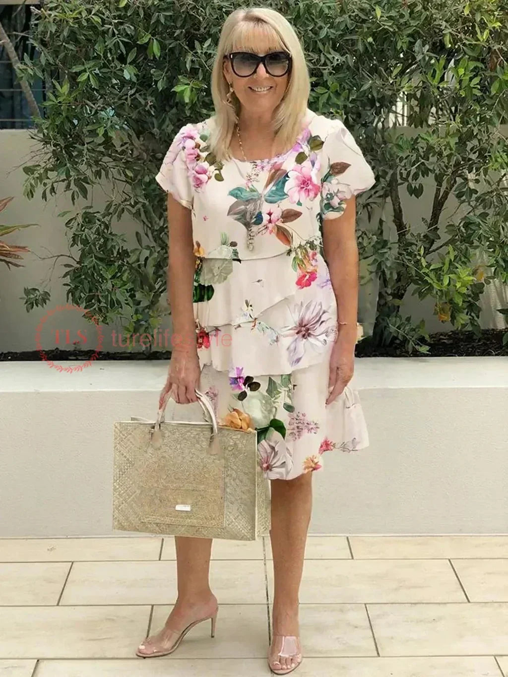 Perenelle - Robe à fleurs superposées