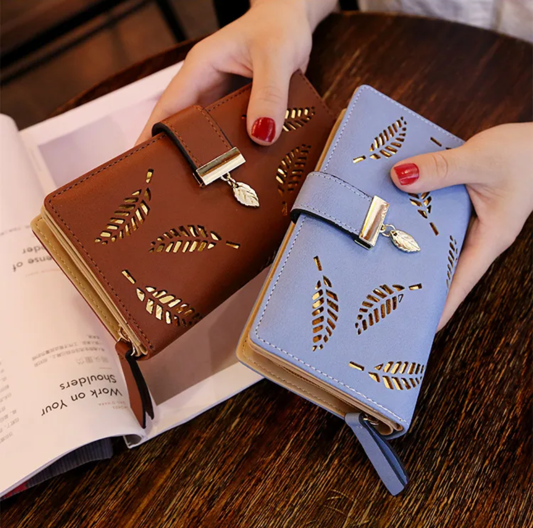 Portefeuille en cuir à feuilles dorées